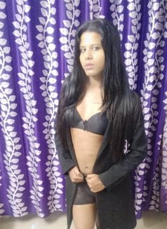 JUNE ROY - Transsexual escort in Kolkata Photo 11 of 12
