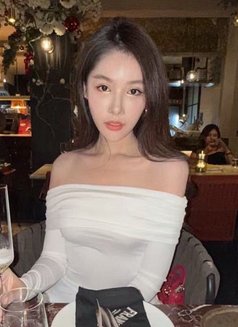 Junei - escort in Bangkok Photo 4 of 8