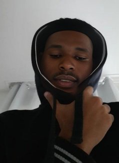 Junior - Male escort in Owerri Photo 3 of 5