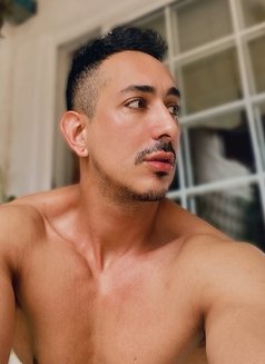 Junior Tantra - gay massage lisbon - masseur in Lisbon Photo 6 of 12