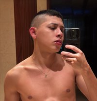 Junior_XXL - Acompañantes masculino in Dubai Photo 4 of 9