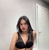 Petch Should arrive. - puta in Doha