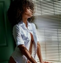 Junny - escort in Dubai