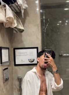 Juntinzaa - Male escort in Kolkata Photo 2 of 2