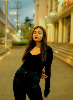 Junu Sharma Real Meet inCall/Outcall av - puta in New Delhi Photo 1 of 2