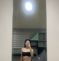 Mariaaa - puta in Manila