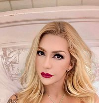 Just Aririve - Transsexual escort in Kuala Lumpur