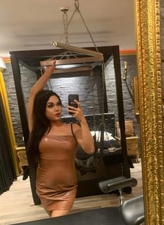 Latifa mistress of asia - Transsexual escort in Dubai Photo 12 of 27