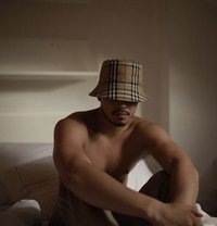 Beauty has a price. - Acompañantes masculino in Hong Kong