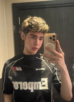 Just arrived🥂 - Male escort in Manila Photo 1 of 11