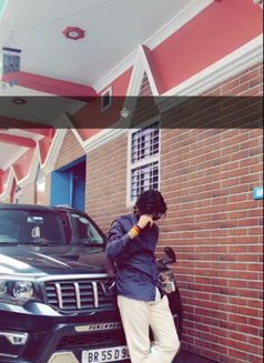 Just arrived from Dubai to Delhi - Male escort agency in New Delhi Photo 2 of 2