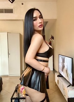 Just Arrived Im Sexy Back! - Transsexual escort in Dubai Photo 17 of 24