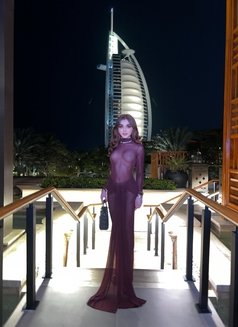 Available in Adu Dhabi - Transsexual escort in Abu Dhabi Photo 28 of 30