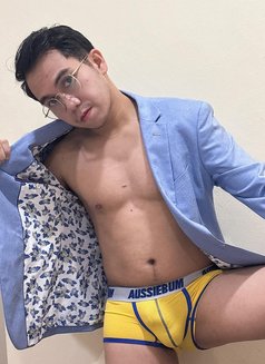 Just Arrived Jayvee Male Escort - Masajista in Singapore Photo 11 of 22