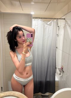 Just arrived now 🇹🇼 - puta in Taipei Photo 9 of 9