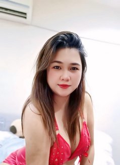 Just arrived pinay cute sweet darlin - escort in Muscat Photo 1 of 5