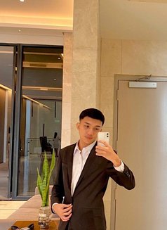 Just Arrived, Rafael in Singapore - Male escort in Singapore Photo 1 of 4