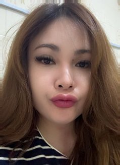 New Babrin - escort in Al Manama Photo 9 of 13