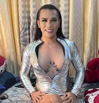 MASCULINE MASSEUR TOP LADYBOY BOTH - Transsexual escort in Manila