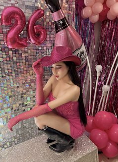 Yingying party gfe - Transsexual escort in Manila Photo 6 of 27