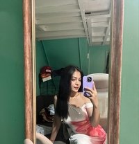 Just Erika! - puta in Manila