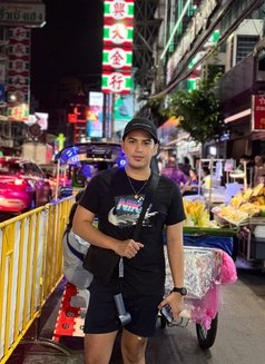 Just landed JHAY IN bangkok - Male escort in Bangkok Photo 13 of 14