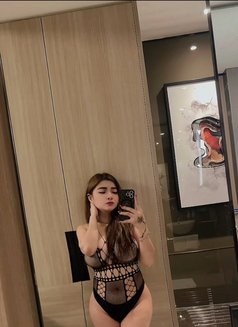 Just landed 🛬 new girl in town YUKI - escort in Singapore Photo 9 of 17