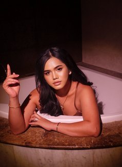 Just Landed (Mix Filipina/Spain) - Transsexual escort in Bangkok Photo 2 of 7