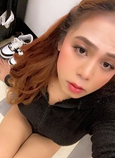 I’m new trans here - Transsexual escort in Makati City Photo 3 of 4