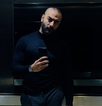 JUST WOMEN KINDLY - Acompañante masculino in Dubai