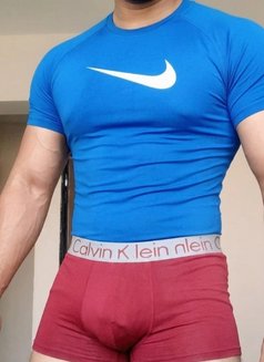 Justin Bull Pune - Acompañantes masculino in Pune Photo 4 of 13