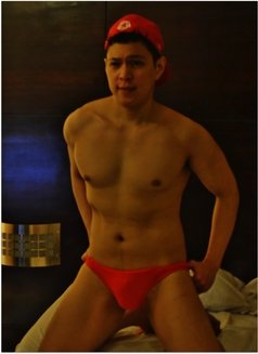 Justin - Acompañantes masculino in Makati City Photo 3 of 8
