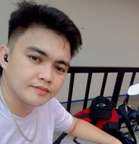 Justin Mansalapuz - Male escort in Manila