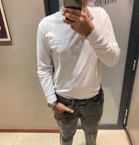 Justin - Male escort in Bangkok