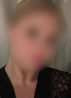 Justina - escort in Dubai Photo 9 of 30