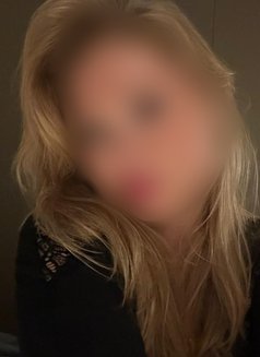 Justina - escort in Dubai Photo 10 of 30