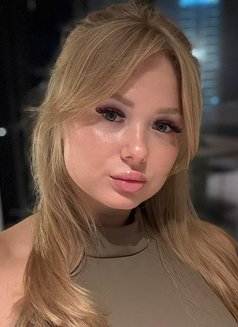Justina - escort in Dubai Photo 29 of 30