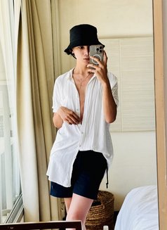 Jessie The Twink - masseur in Abu Dhabi Photo 5 of 7