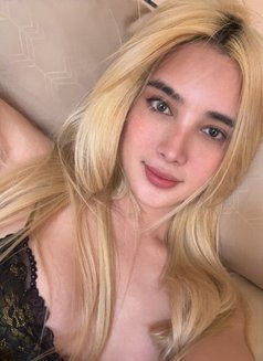 JustLanded Nathalie/RUSSIANWOMEN - puta in Bangkok Photo 3 of 12