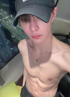 Justrediix - masseur in Bangkok Photo 1 of 8