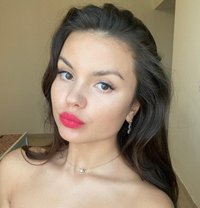 Juzy - escort in Dubai Photo 5 of 5