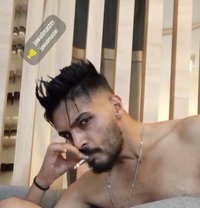 Jwad - Male escort in İstanbul Photo 3 of 8