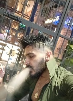 Jwad - Male escort in İstanbul Photo 7 of 8