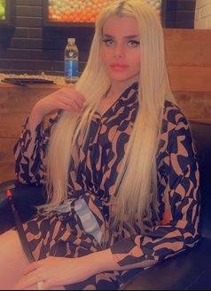 Jwan - Transsexual escort in Kuala Lumpur Photo 6 of 9