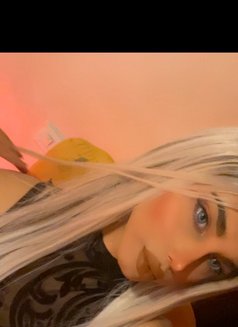 Jwana - Transsexual escort in Amman Photo 1 of 4