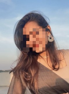 Jyothi Independent Girl - puta in Hyderabad Photo 2 of 2