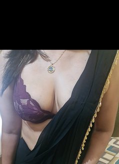 Jyoti Cam and Real Meet Girl - escort in Noida Photo 1 of 8