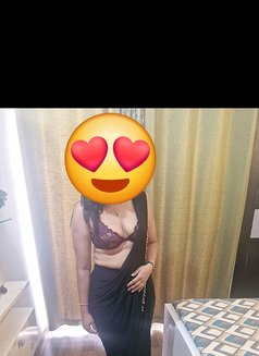 Jyoti Cam and Real Meet Girl - escort in Noida Photo 3 of 8