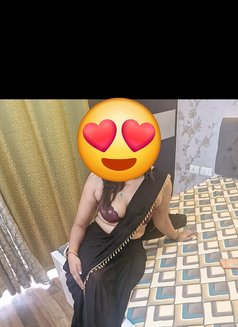 Jyoti Cam and Real Meet Girl - escort in Noida Photo 5 of 8