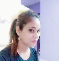 Jyoti Sinha - puta in Singapore